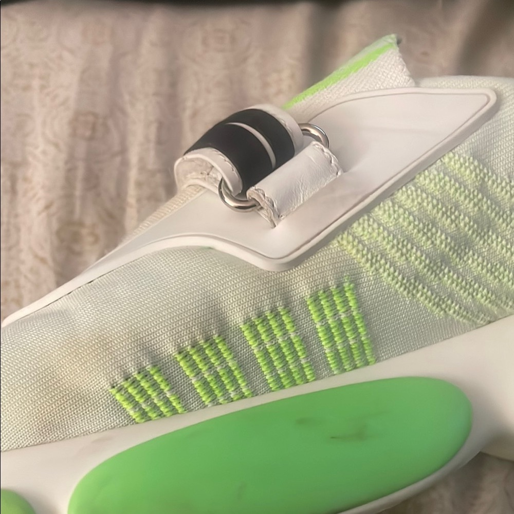 Prada Shoes - Picture 14 of 17